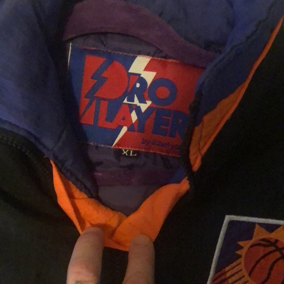 Beautiful phx suns PRO PLAYER Jacket I believe it’s a kids extra large asking - Picture 3 of 3